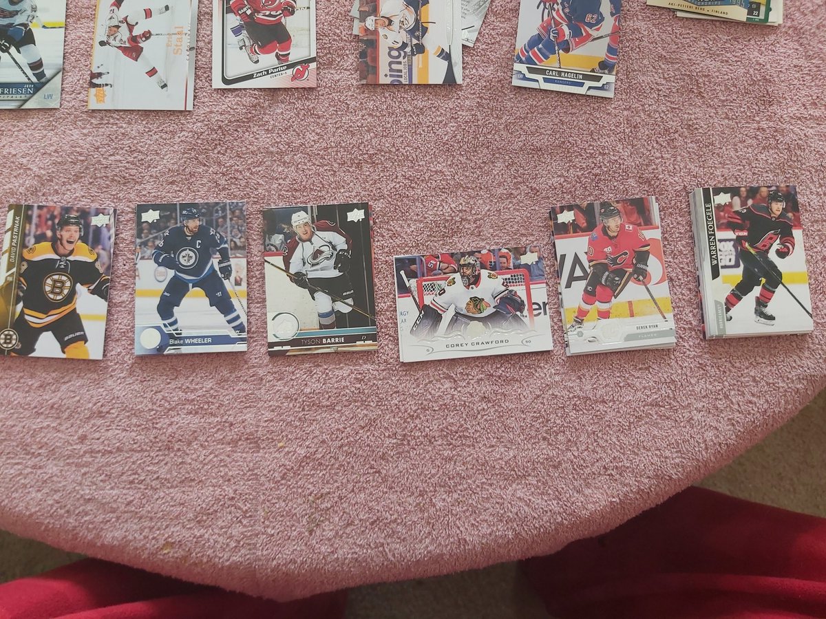 NerdinPunk's tweet photo. Cool little line up of #basecards from @UpperDeckHockey over the last couple years. #thehobby #tradingcards #CrackPack https://t.co/iBM5KPsquG