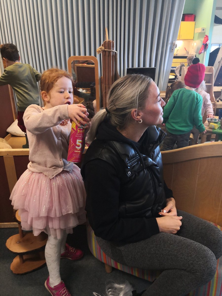 TCSoA_Nursery's tweet photo. Opportunities to use the ipad, design using blocks, construct and playing hairdresser - phew, we have been busy today! #engagingplay #richexperiences #friends https://t.co/vQf0GCNWBp