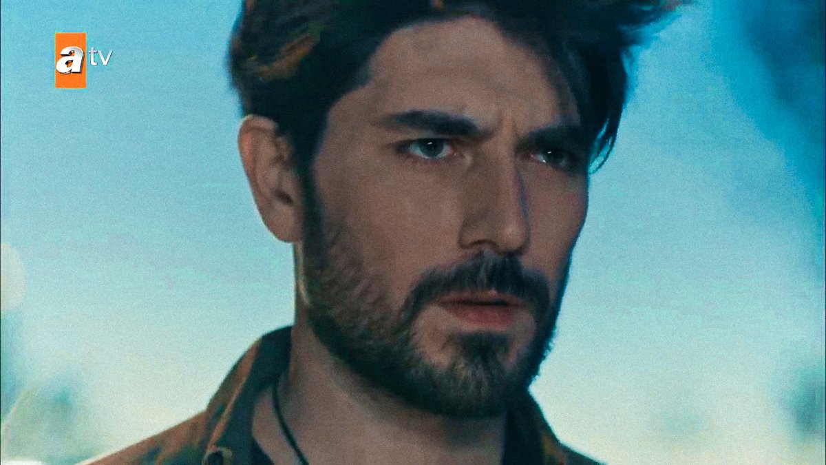 AslanArgOf's tweet photo. Buenas tardes fandom! Hoy comenzamos una nueva temporada y volvemos con el primer tweet. Finalmente llego a Midyat a revolver el avispero desde adentro y traer un poco de caos

Den mucho RT
No fav

Comenten diez veces con el ht

LEON SOLITARIO #Hercai https://t.co/NcAvb1AsSI