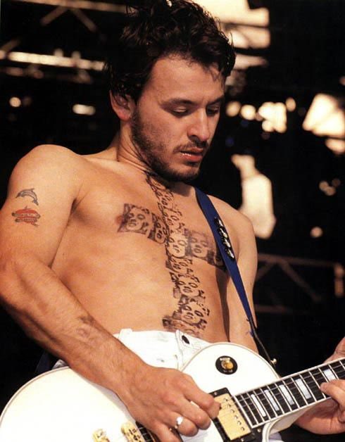 Happy birthday James Dean Bradfield. 53 today 