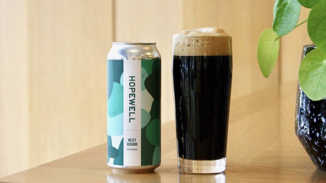 STOUTS 👏 DON’T 👏 HAVE 👏 TO 👏 BE 👏 SWEET 👏

Next Round Irish Stout is back. Roasty, bitter chocolate-y, dry. Remarkably easy drinking.

Available in the taproom and around town starting tomorrow! 🍀