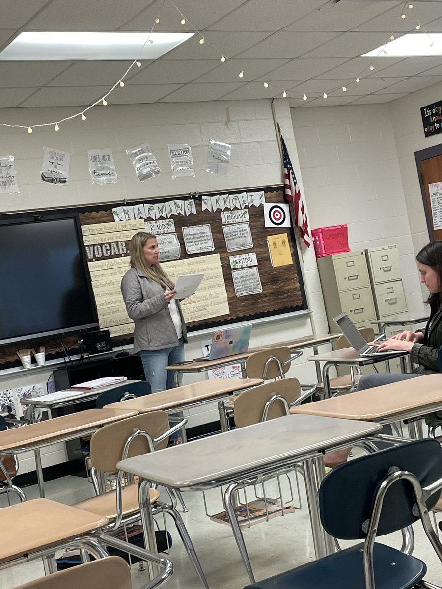 LouxLearning's tweet photo. .@McarthurGinger leading our faculty on how to plan more efficiently for grade- and content-appropriate IEP accommodations. #STEAMByDesign #LeadingthePack https://t.co/8fGhRkTSbK