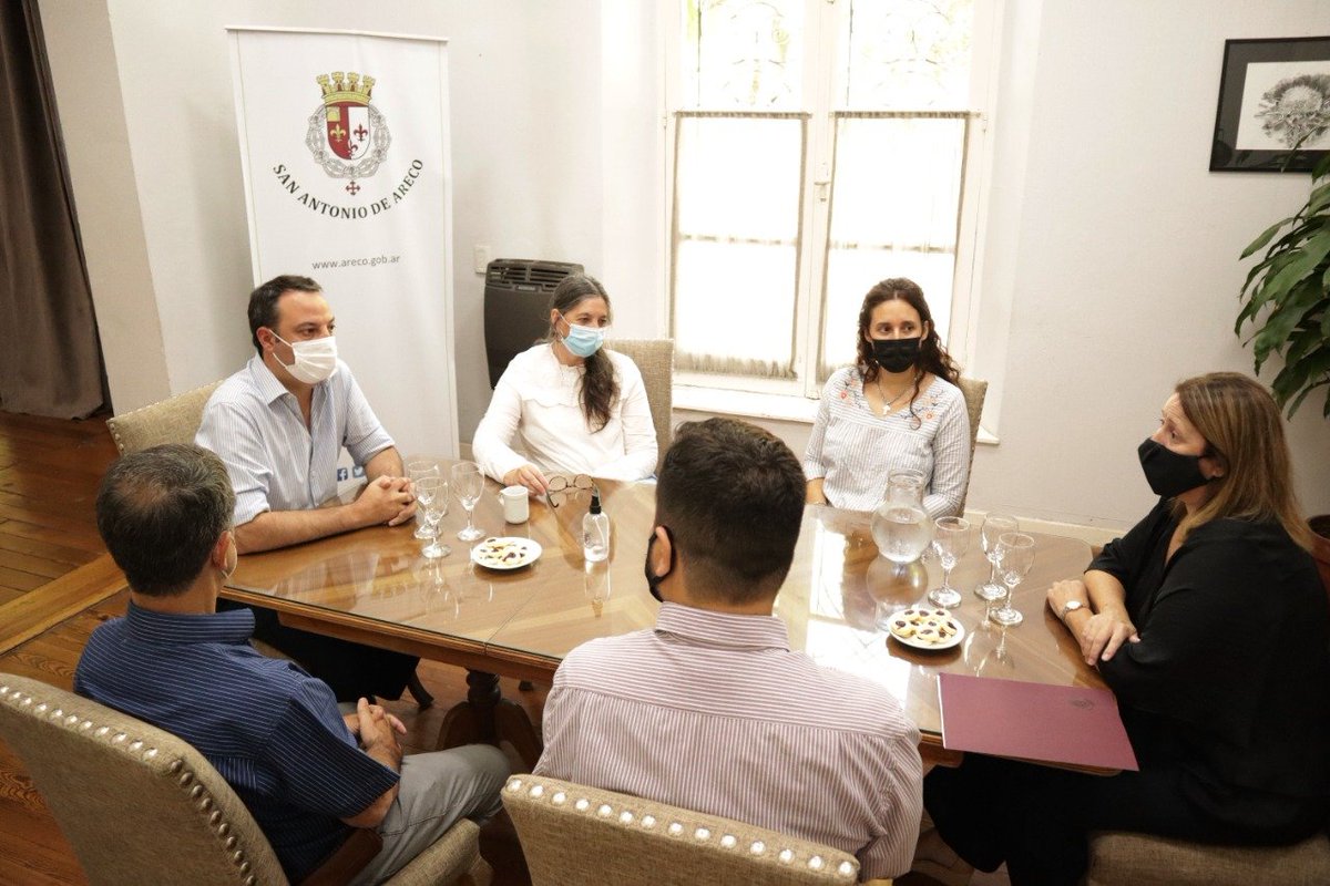 ¡Convenio con la Universidad del Salvador! 🙌 ➡️ Permitirá a los alumnos de la carrera de Agro-Turismo llevar a cabo sus diversas prácticas en nuestro pueblo. 🖋 ➡️ Comienza a mitad de año y recibiremos alumnos en Areco para realizar las prácticas. @USalvador @municipioareco