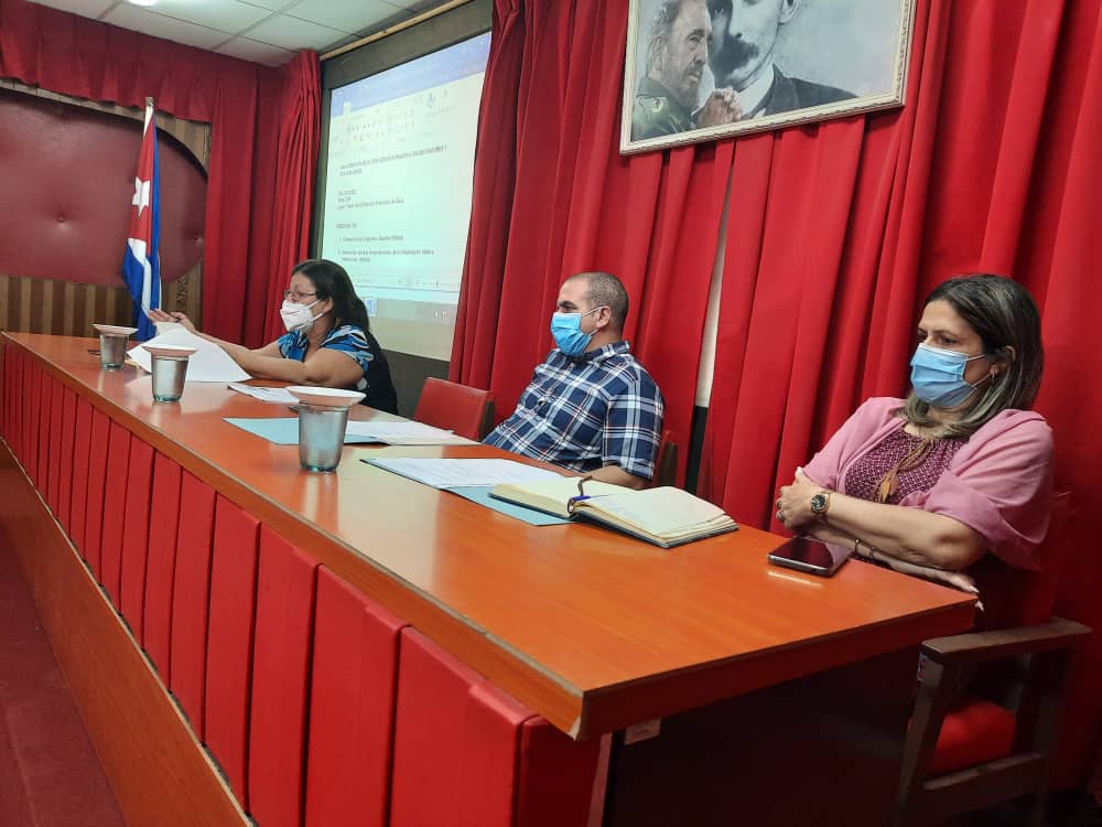 Presidido por el <a href="/DrYusleivy/">Dr. Yusleivy Martínez</a> director provincial de salud se realiza la reunión de análisis del funcionamiento de la comisión de atención al colaborador y su familia prioridad en #Salud #PinardelRio #CubaCoopera #CubaPorLaVida 
#CubaVive