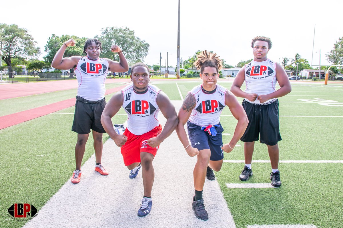 _CoachHodge's tweet photo. When Miramar played Dillard, we had 7 LBs making plays all over the field. They bonded at our Ft. Lauderdale LB Retreat. This is what we mean by creating a fraternity of linebackers. Now, they're connected for life! Who will represent this year? #LinebackerPerformance https://t.co/IFAEsilw0u