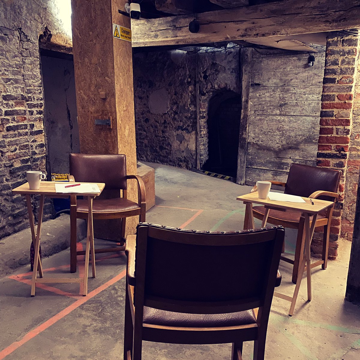 tomgaskinuk's tweet photo. What’s the most unusual setting you’ve had a job interview? 

Our underground ‘hidden street’ made the perfect setting for interviewing candidates for our new Experience Host positions. We just made sure they knew to wrap up warm! @HiddenNorwich @TheShoeboxHub 

#jobinterview https://t.co/Se4oPYbJh6