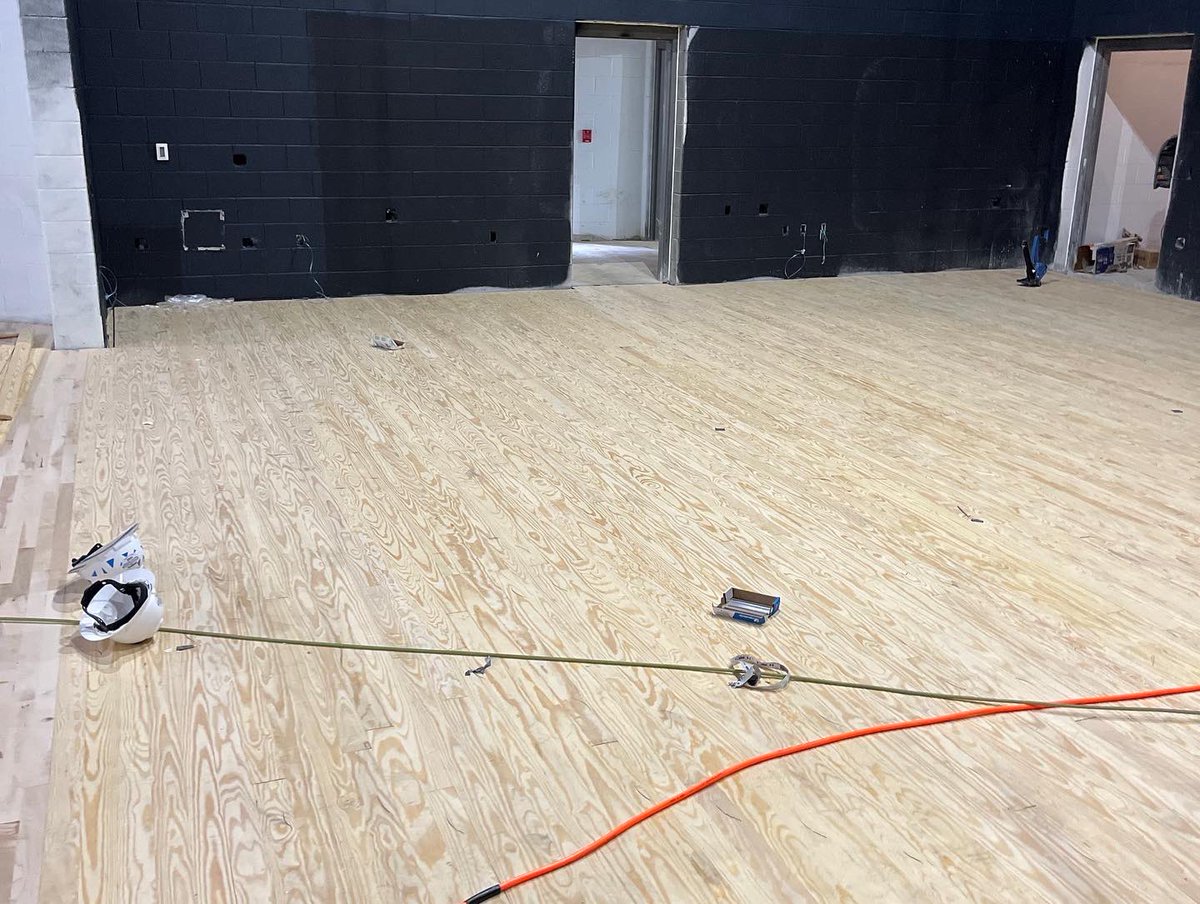 SCSFloorAction's tweet photo. Installing the stage floor at Herbert Akins Road Middle School in Fuquay-Varina, NC.
#superiorcourtsystemsbyflooraction #stagefloor #yellowpine #hardwoodflooringspecialist https://t.co/cMxSZ0v5gr