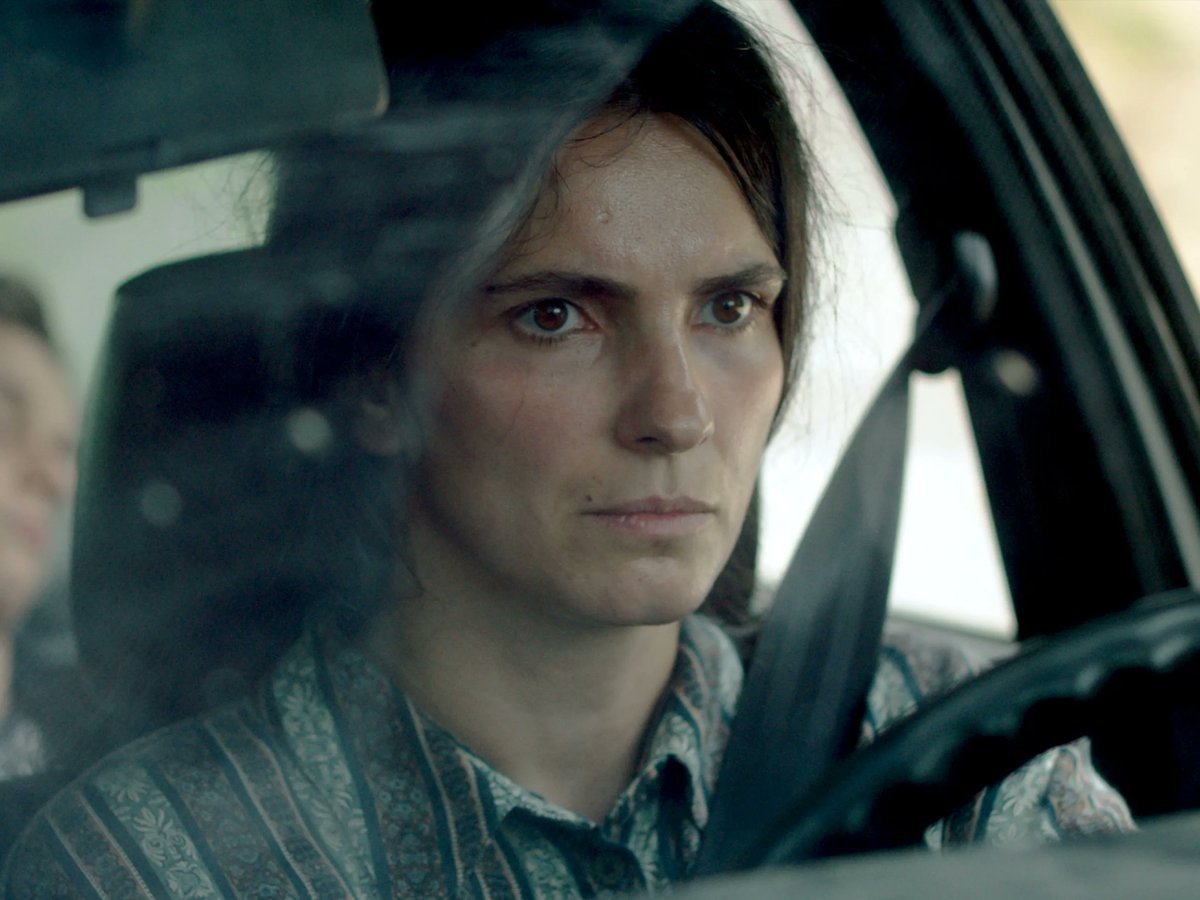 alffyukon's tweet photo. 3 #ALFF2022 films about families we make & fight for on Family Day:
📽️ @wildhoodmovie by @bhanham
📽️Hive by @Blertabb (@sundancefest winner: Audience Award, Directing Award, World Cinema Grand Jury Prize)
📽️The In-Laws by Jakub Michalczuk
Stream them at https://t.co/DvmGkIdS8s https://t.co/9qKtorM1Kh
