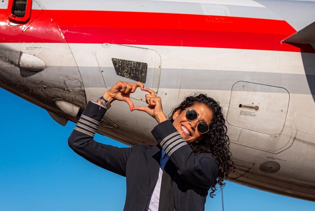 envoyaircareers's tweet photo. CA Tanya Bizri is headed to AA! For the 2nd time in just over a week, the talented Josh Smith (@avgeek1701) managed to capture a final flight for an Envoy Captain. 📸👩✈️💙
Wishing Captain Bizri all the best on the next chapter of her pilot career.
#teamenvoy #hereweflow https://t.co/1Cf1YybAdX