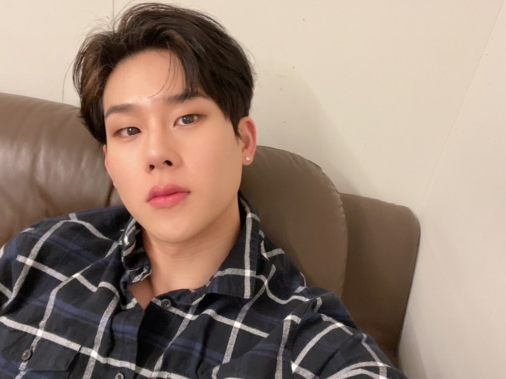 MX_WH_FCFR's tweet photo. 220221 MX Commentaires 

[MONSTAX_JH]

* 4 photos 

#JOOHONEY #주헌 
#Winnie https://t.co/xyvxLqbrBU