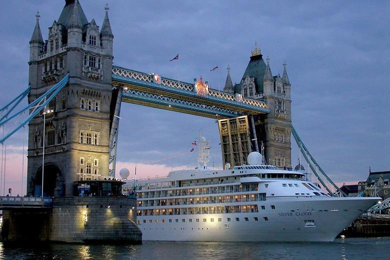 FTPEvents's tweet image. Tickets for #FTPAllWhiteParty drop at 9pm tonight!! You don’t want to miss out 🤩

eventbrite.com/cc/ftp-2022-bo…