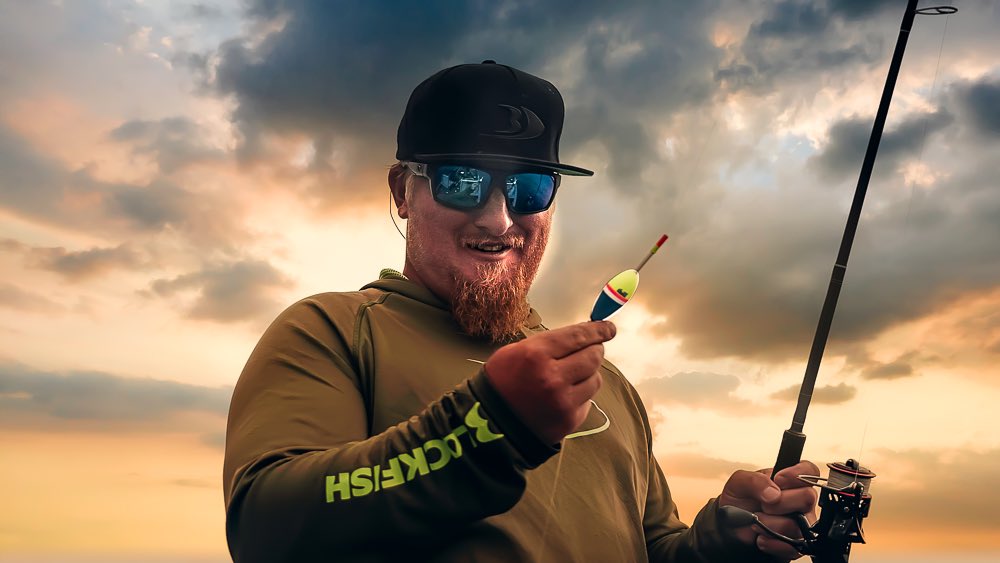 WalleyeFishnJou's tweet photo. TheNextBiteTV: Who else likes to bobber fish? 🎣
I’m pretty sure Max Wilson likes it. Check out this weeks episode on the Discovery Channel, Saturday the 26th at 6:30 AM CST to find out.
#rhenextbite #maxwilson #bobberfishing #millelacslake #fishing… https://t.co/jSm7eOE2xs