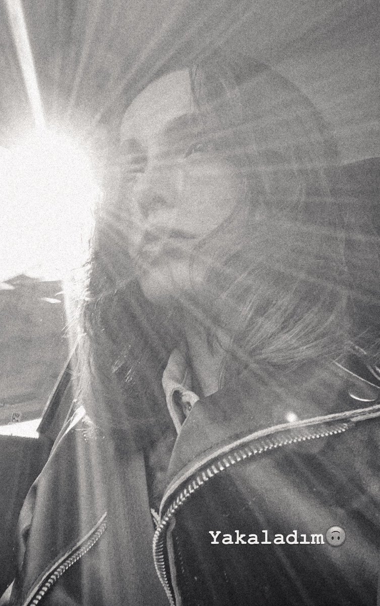 Es posible tremenda coincidencia? Me quieren volver loca 😍😍😍 #SonYaz #AkMur #AlperenDuymaz #HafsanurSancaktutan