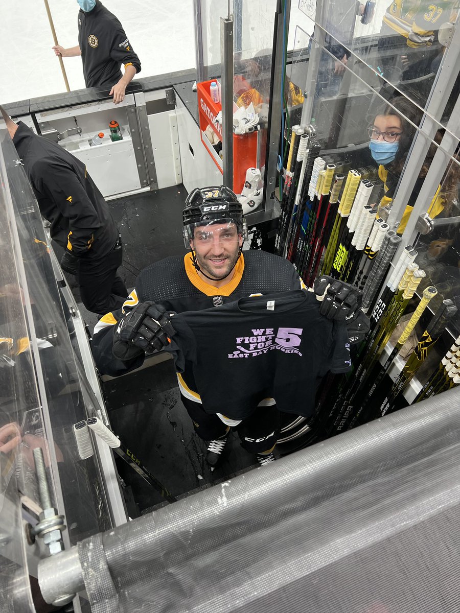Patrice Bergeron fights for 5! #wefightfor5