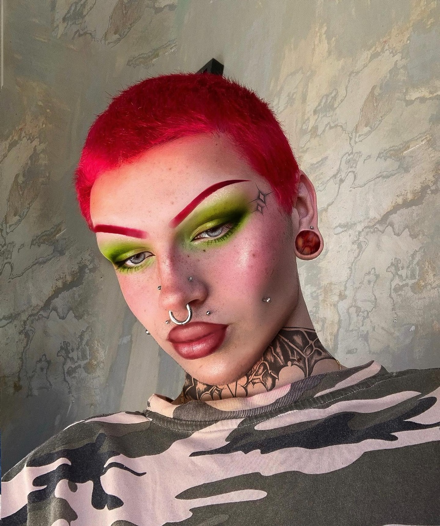 manicpanicnyc's tweet photo. What are your FAV colors to mix?! Here is Pretty flamingo” 💕🦩&amp; Wildfire🔥☄️

(IG: bluedrade )

#manicpanicnyc #manicpanic #manicpanicpro #prettyflamingo #wildfire #pinkhair #redhair #orangehair #neonhair #brigthair #hairdye #neonhairdye https://t.co/vgXTTwWevR