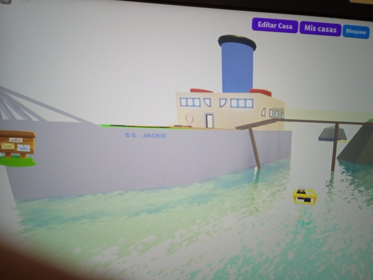 Angell70Roblox's tweet photo. @Bethink_RBX My own cruise ship! https://t.co/GIuunK8qb6