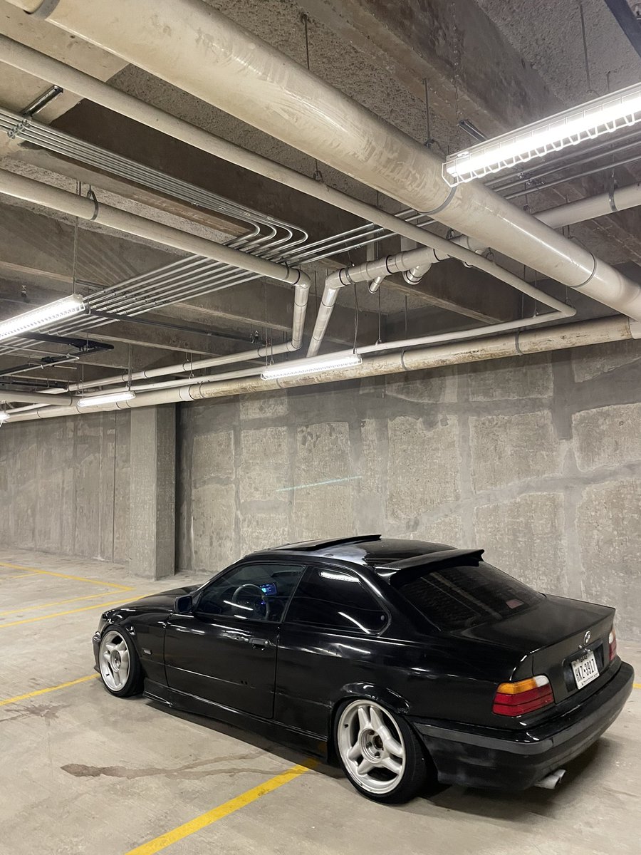 questionmarqo's tweet photo. My 90’s BMW
#bmw #e36 https://t.co/68d3d1t1q4