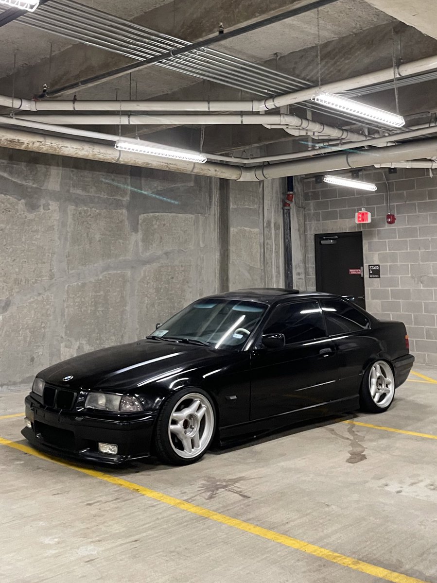 questionmarqo's tweet photo. My 90’s BMW
#bmw #e36 https://t.co/68d3d1t1q4
