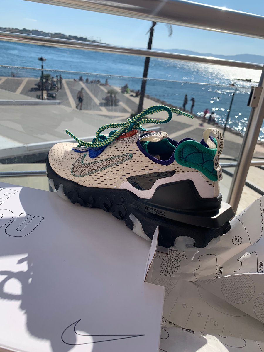 crazu_p's tweet photo. OMG^ i've just ended it.
MY ART IS FULL OF LOVE
The main idea was to depict my favourite sneakers 
@OkokuNFT @il_msk @YugiTheCrypto https://t.co/JFGNRv3iuQ