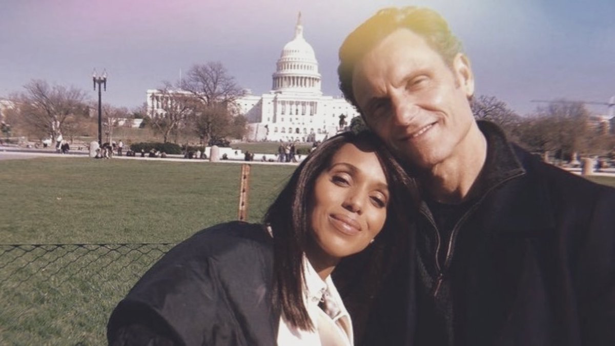 scandamonium's tweet photo. “My favourite, My forever President.” Kerry speaking for us all 😍 #booandbae #PresidentsDay #myguy #scandal #thesetwoalways https://t.co/MR6Smeq2oK
