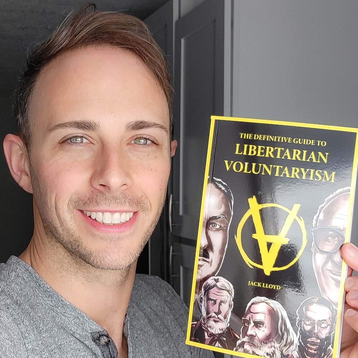 jackvlloyd's tweet photo. Finally got the regular print of my new book, The Definitive Guide to Libertarian Voluntaryism! It is available on Amazon.
#libertarian #libertarians #Voluntaryism #Voluntaryist #voluntaryists #ancap #mises #rothbard #menger #spooner #herbert #ronpaul #taxationistheft #property https://t.co/WAC4Hwpczz