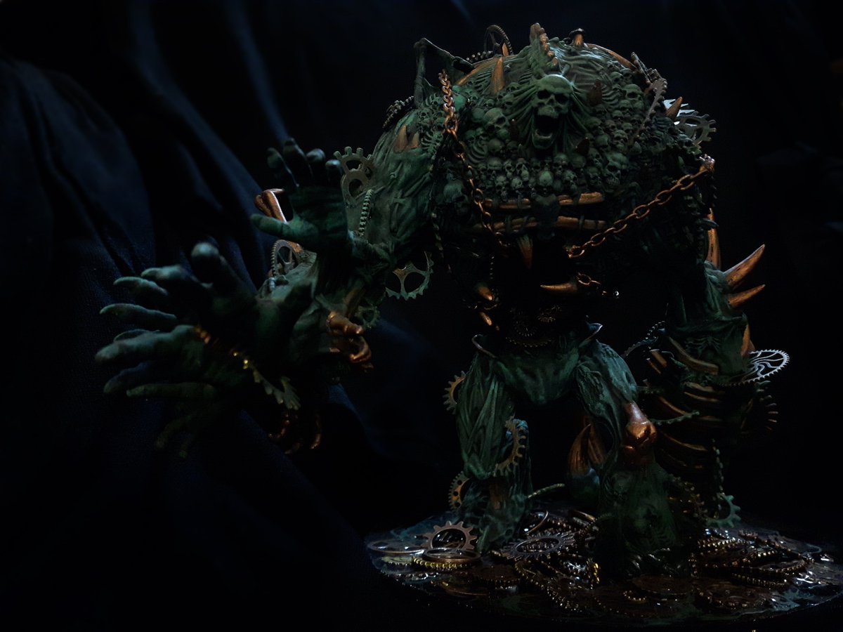 LoachDavid's tweet photo. Grave Titan from @CometLordMinis + ⚙️ Gears, chains, and a patina for a terrifying #mechanus aberration. #miniaturemonday #dnd #lawfulevil https://t.co/LA7eqo2ZoX