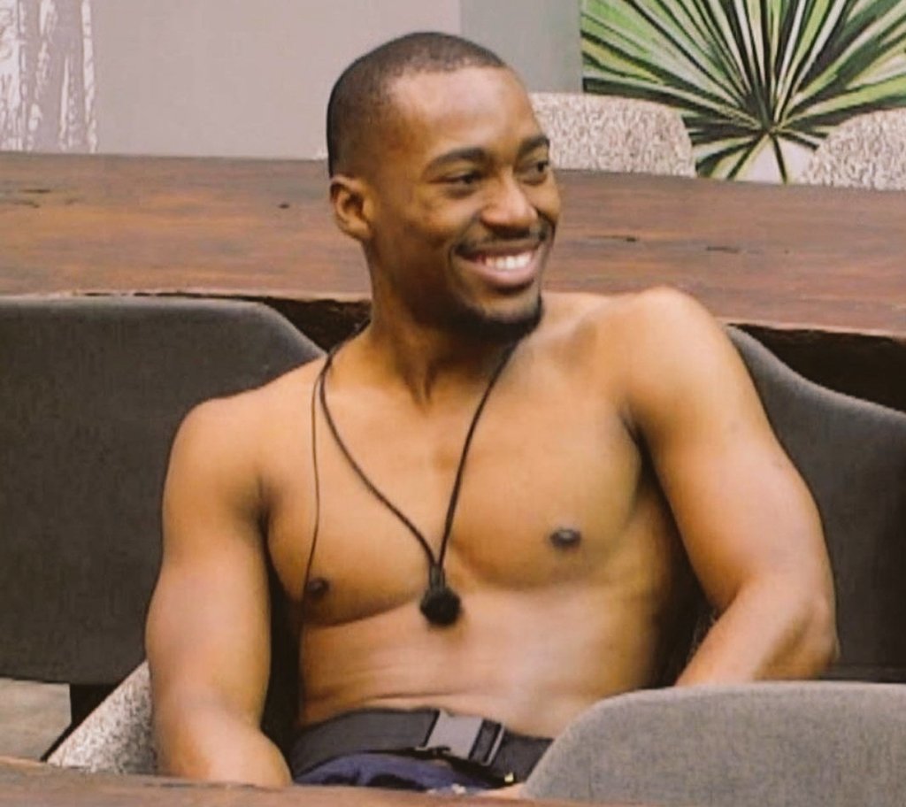 Oliviaswigs's tweet photo. Vote Gash1 📢📢📢📢📢
Every vote counts. 

#BBMzansi https://t.co/DuTZmvYBZ3