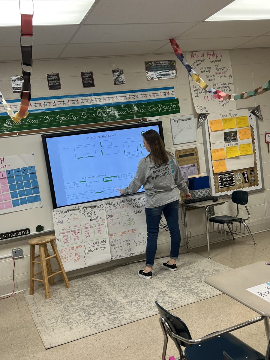 _Heather_Jean's tweet photo. Teachers learned how to create an engaging lesson with “Locked in Learning” using Google Forms & Google Slides. @miss_hamlin and I enjoyed facilitating an engaging and rigorous lesson at #STEAMbyDesign this morning! @MunfordHigh @TCBOE https://t.co/VQsReJi7eC