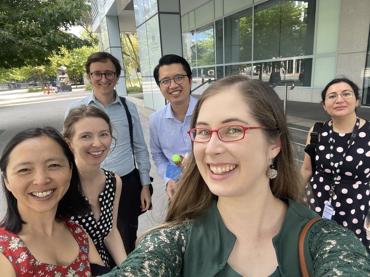 Wonderful to catch up in person with some of my Australian Science Policy Fellowship cohort yesterday! An inspiring group of people all a part of the program run by the @ScienceChiefAu. 🤩🇦🇺 #SciComm #AcademicTwitter #SciPol