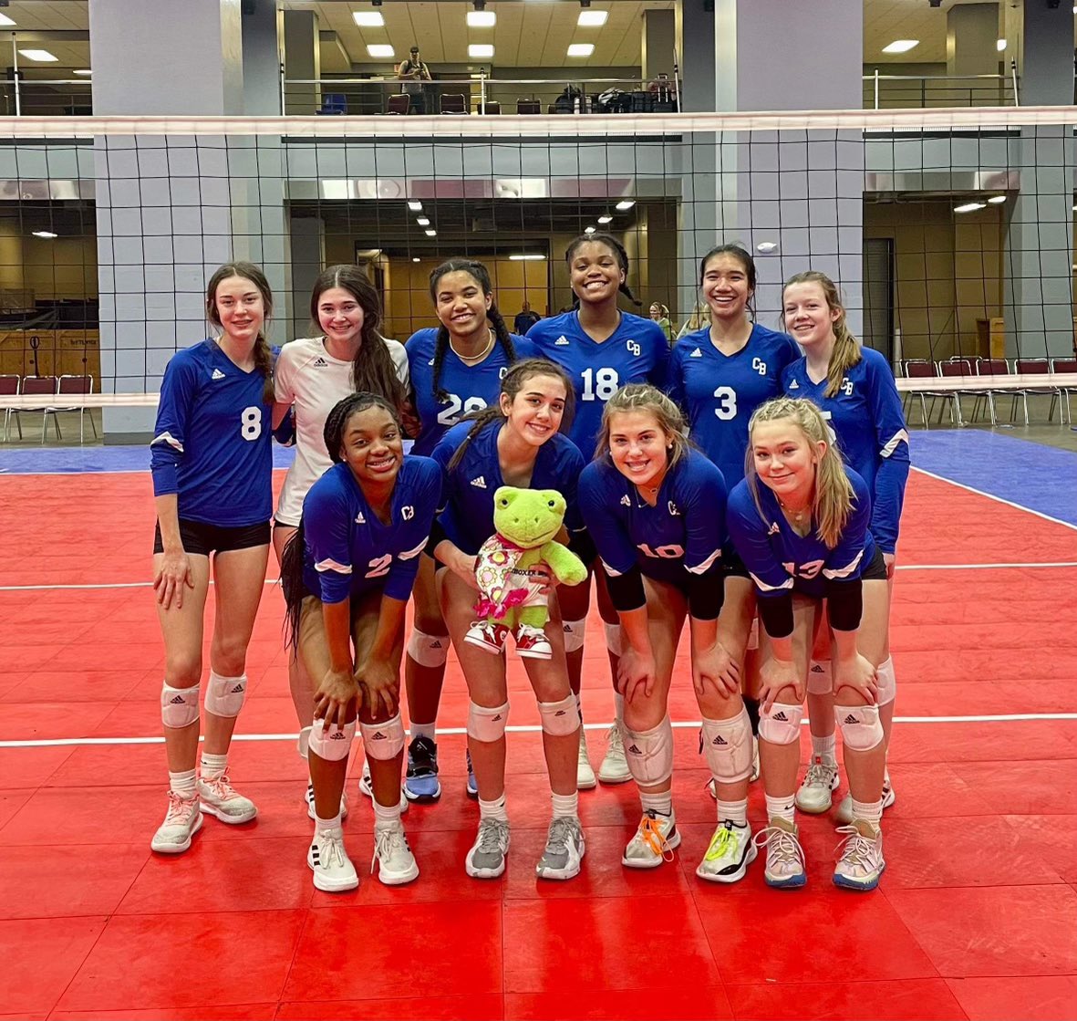 Lex_UnitedVB's tweet photo. Congratulations to 14 Adidas! They went 3-0 on Day 3 to finish in the Top 20 of the 14 Open Bracket at Triple Crown in Kansas City! Way to play! 🏆 #Play4Myra https://t.co/QppQyctCos
