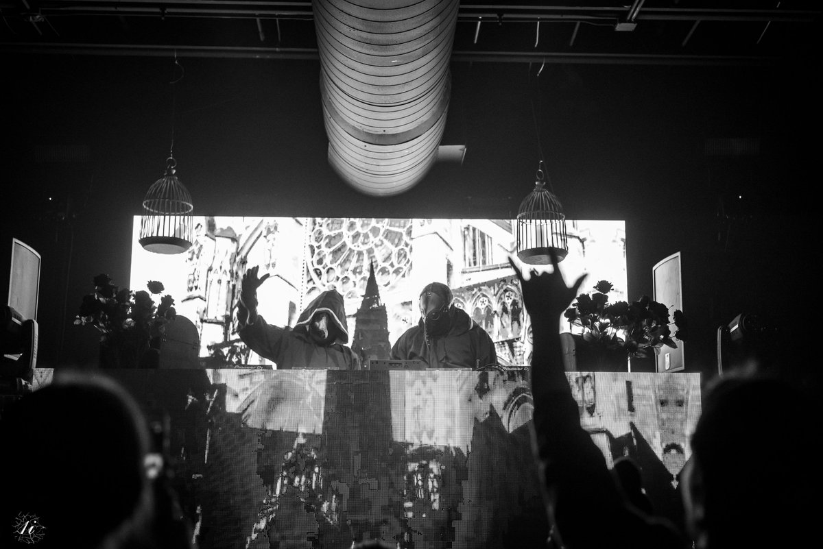 HomeMusicProd's tweet photo. 🙏 @ all who came for our special night w/ @WubLifeEnt for  @ELEVATDMusix PRESENTS: PLAGUE STATION 2022 feat. @zoskaflavor @DeadWeightus @schwook_d &amp; @sjodomy special thanks to those who got w/ the theme!

It was a vibe &amp; will be again! #stayelevatd #plaguestation #plaguetapes https://t.co/lGuOURtr7Z