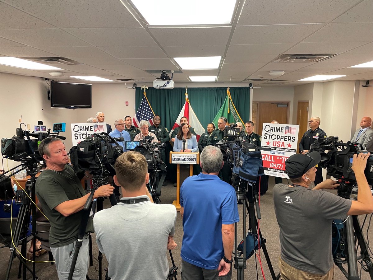 SenAshleyMoody's tweet photo. As Attorney General, I am always looking for ways to better protect Floridians. Crime Stoppers USA adopting **TIPS is just one example of how Florida leads the nation in common-sense, innovative approaches to fighting crime. https://t.co/0vgky6mDE6