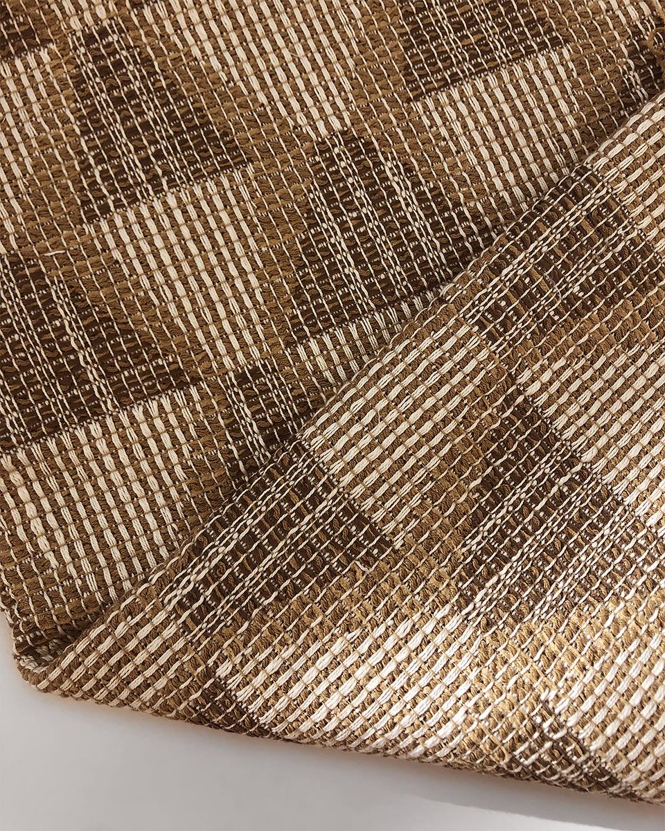 insideoutfabric's tweet photo. Lucree brings the best of pattern and texture with a dynamic geometric motif and handwoven expression. 

#insideoutperformancefabrics #insideoutfabrics #performancefabrics #texture #neutrals #design #upholstery #pattern #motif #geometric #fabric #fabrics #textiles #interiordesign https://t.co/n5E6h7hR2G