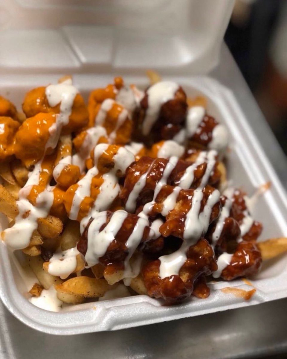 Tonight’s menu starting at 5:45!! Please RT and share for your chance to win a FREE meal!!!
(Must be following to win)

I think I want to give out 5 FREE meals tonight 🤔 if this gets 35 RTs by 5:30, I will!!

RT and tag 1 friend!!!