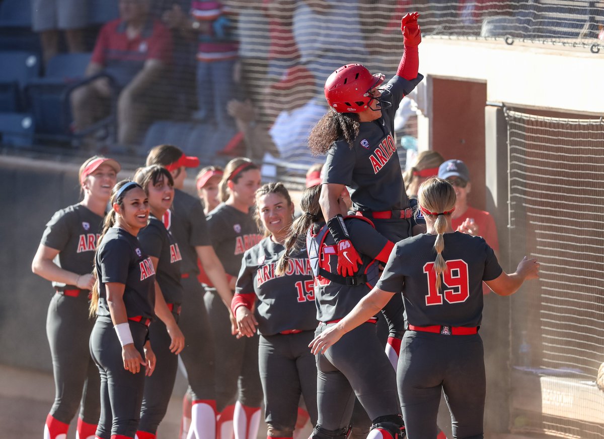 NCAASoftball's tweet photo. Vote for the #NCAASoftball Photo of the Week 📸

1️⃣ @FSU_Softball Knocking it out of the Park 🏞️
2️⃣ @UWSoftball Feeling mighty 😤
3️⃣ @TarletonSB Bringing the Energy ⚡️
4️⃣ @ArizonaSoftball Carried off in celebration 🙌 https://t.co/WOATVvSMBu