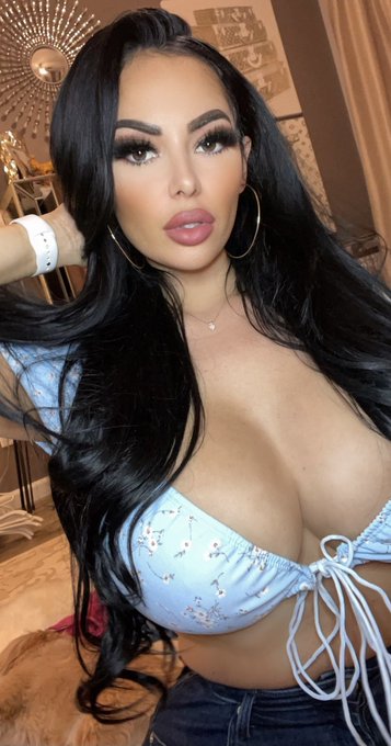 Watch Jenn Marie's leaked NSFW photo on TwXstars