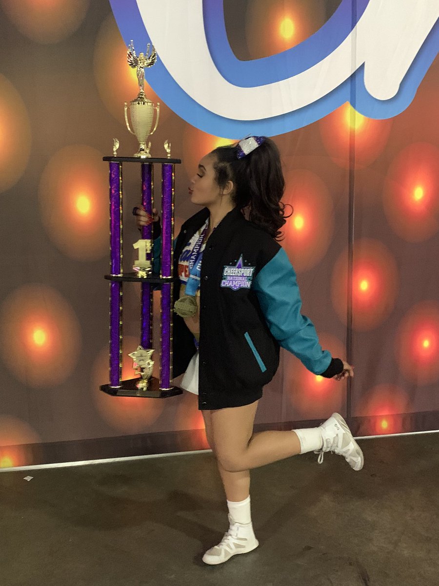 MadiJones08's tweet photo. Vanity is what? CHEERSPORT CHAMPS🤩 22’ #FamousSuperstars #JrVanity #CHEERSPORT22 @CHEERSPORTCorp https://t.co/syzuFAZj83