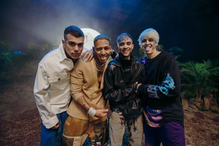 cncoupdatesbra's tweet photo. BTR FEAT CNCO? SERIA UM SONHO?

Em recente live com o Buzzfeed Celeb, ao serem perguntados com quais artistas gostariam de fazer uma colaboração, Carlos do @bigtimerush, disse que gostaria de fazer com o @CNCOmusic. https://t.co/mMEiwlJAbL