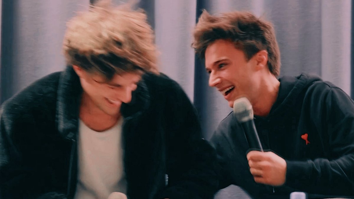 teresalynn23's tweet photo. axel + making maxence laugh uncontrollably #skamfrance #eil5 https://t.co/sJoq9je0F8