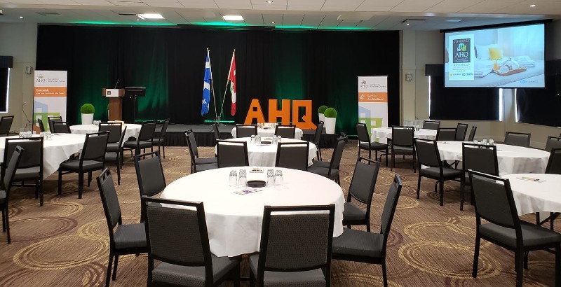 Lettre ouverte : «Quand l’hôtellerie va mal, c’est tout un écosystème qui va mal»
hrimag.com/Lettre-ouverte…
Crédit photo: <a href="/Association_AHQ/">Association Hôtellerie du Québec</a>