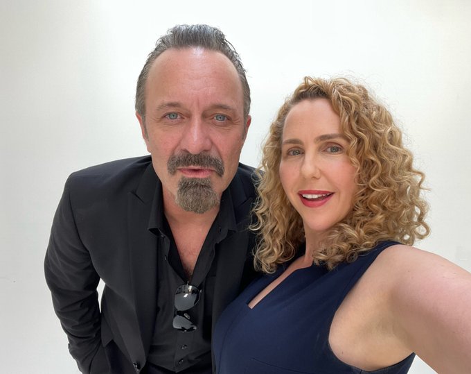 TW Pornstars Holly Randall. Pictures and videos from Twitter.