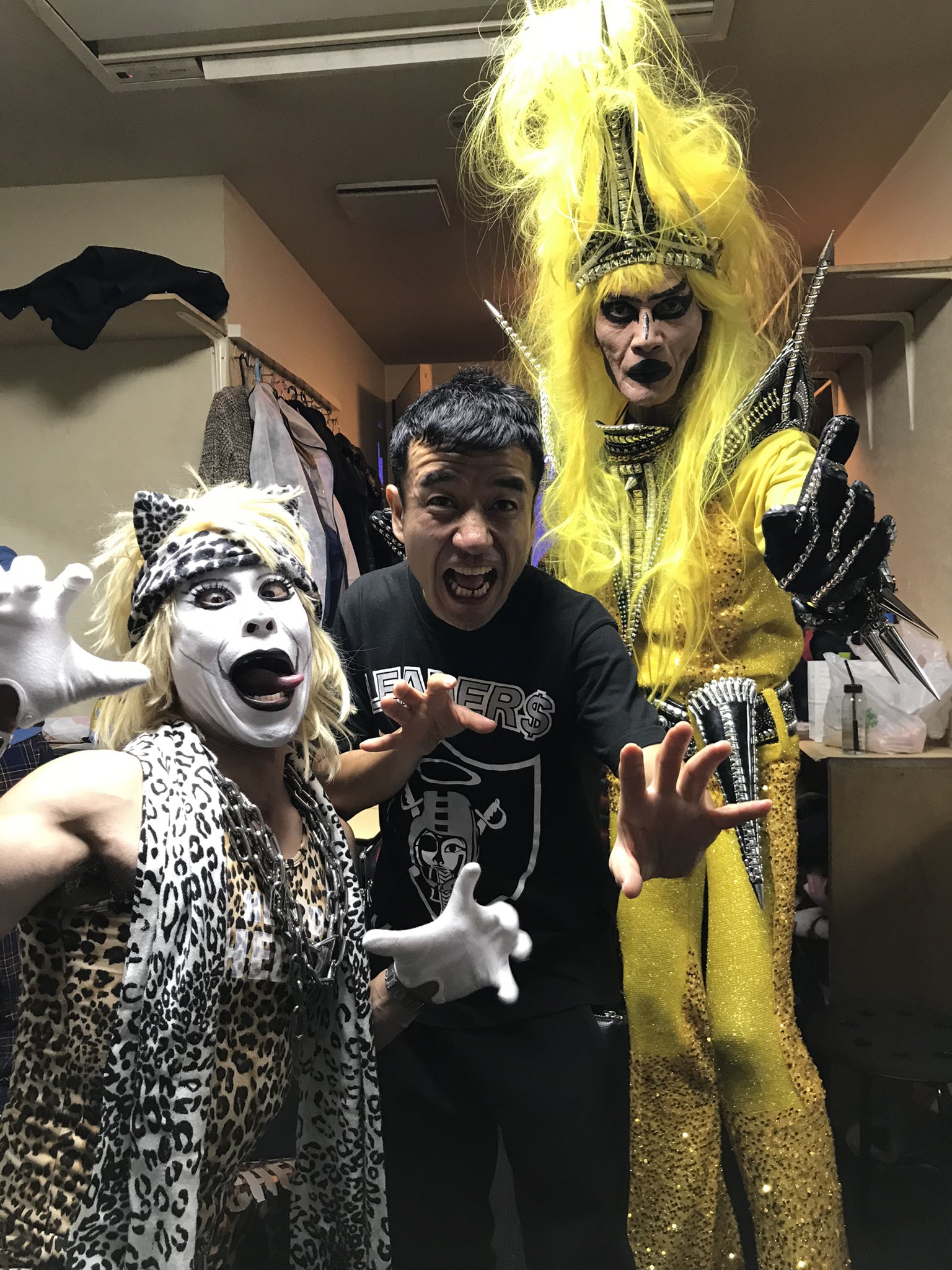Jaguar 2月22日 猫の日 デスヨォ 知ってる チーターさん 猫ひろしさん ジャガーさん 猫の日 T Co Xkyaz10wlx Twitter