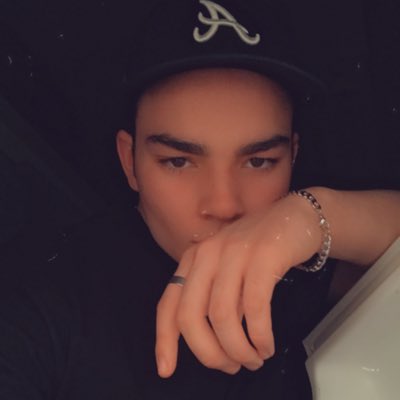 sundaaaaes's tweet photo. #NewProfilePic https://t.co/ffbKbgtLgp