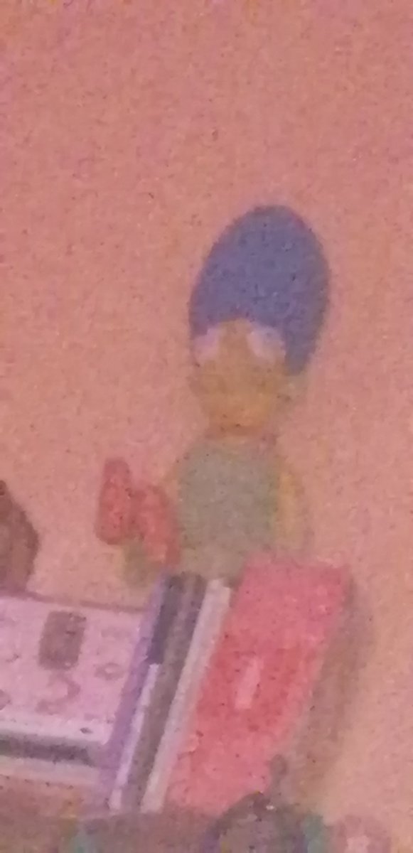 enemooncrossing's tweet photo. @sappysaturaniun THERE YOU GO!!! creepy marge simpson vs a very nice gentleman and cute little octopus, pulpito https://t.co/r2lWsZo499