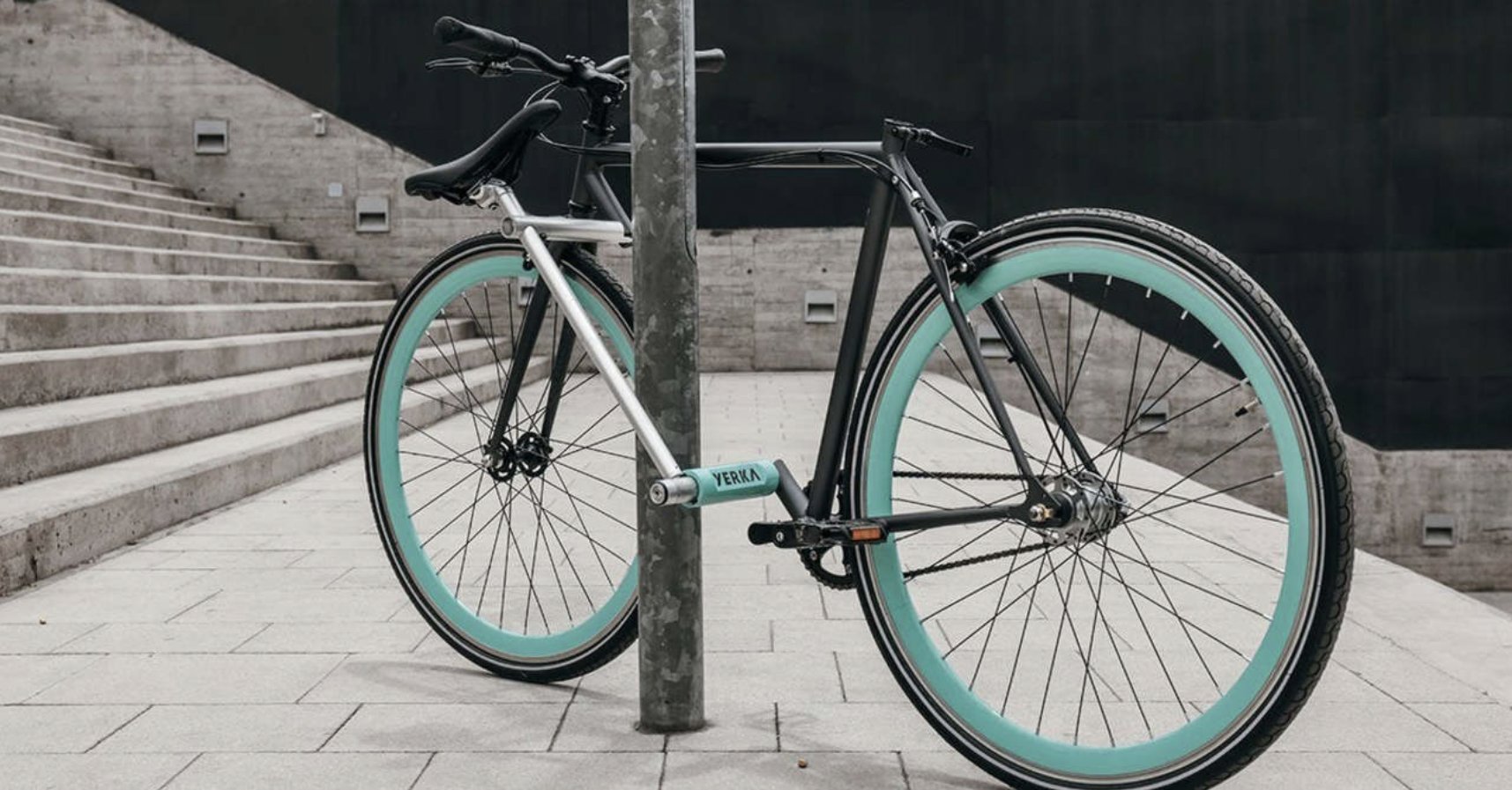 Hikaru Mugita なぜ今までなかったんだ ってくらい画期的なシステム 自転車のu字ロックやチェーンって 重たい 持ち運びづらいのでライドの体験を損ってたよな シートポストをロック機構に使う発想もスマート フレームそのものがロックとして機能 Hikaru Mugita なぜ今までなかったんだ ってくらい画期的なシステム 自転車のu字ロックやチェーンって 重たい 持ち運びづらいのでライドの体験を損ってたよな シートポストをロック機構に使う発想もスマート フレームそのものがロックとして機能