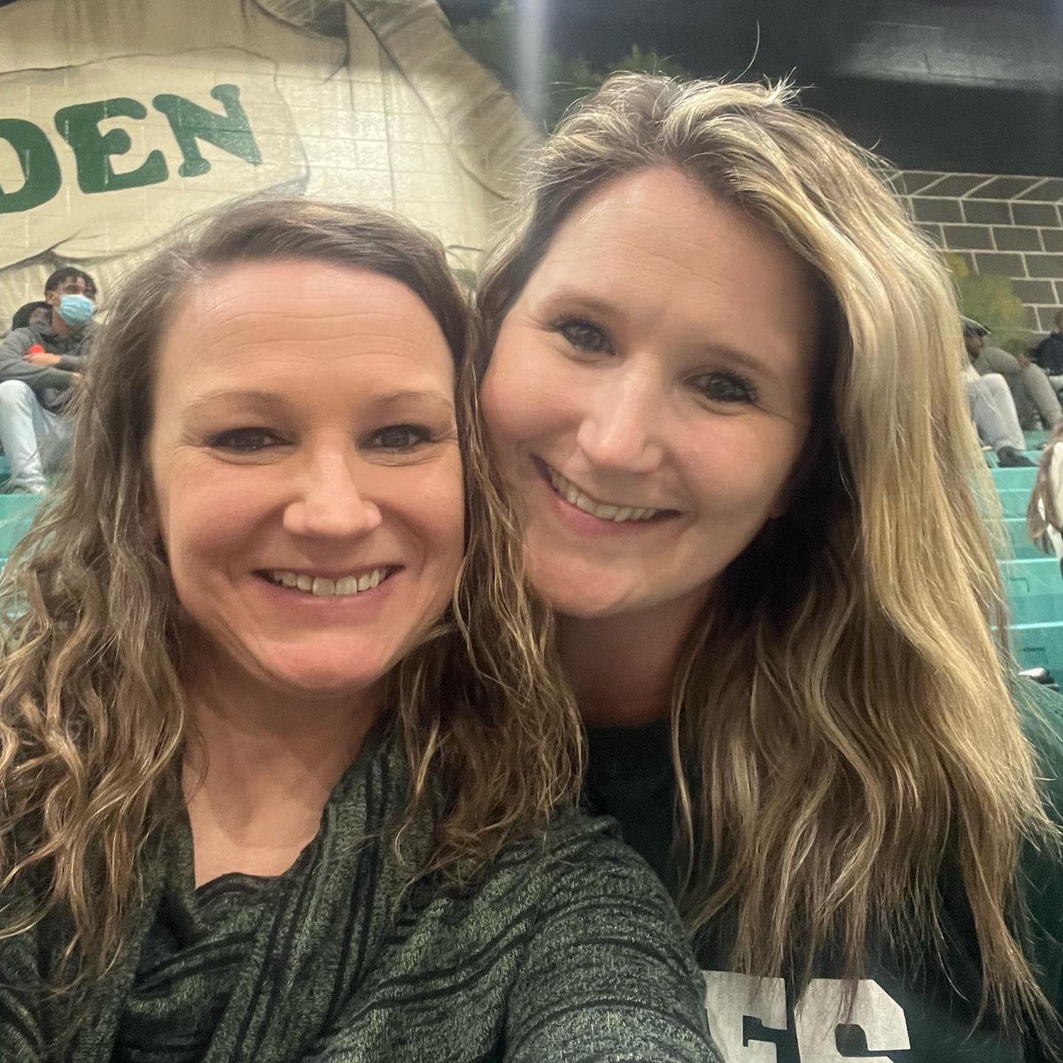 kwhipplw's tweet photo. #PrideIn5 I absolutely love cheering on our district!!! Irmo was there to support Dutch Fork tonight as they won their 3rd round of playoffs @thegehrbear @BretBjones https://t.co/IBMI2p7x7b