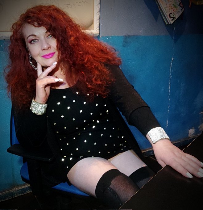 Auguro una buona giornata a tutti 💋💋💋💋💋💋💋💋💋💋💋💋 Bonjour a tout le monde Goodmorning to all people  https://t<a href="/tag/goodmorning"class="tags"><span>#goodmorning</span></a><a href="/tag/buongiorno"class="tags"><span>#buongiorno</span></a><a href="/tag/star"class="tags"><span>#star</span></a><a href="/tag/people"class="tags"><span>#people</span></a><a href="/tag/stockings"class="tags"><span>#stockings</span></a>