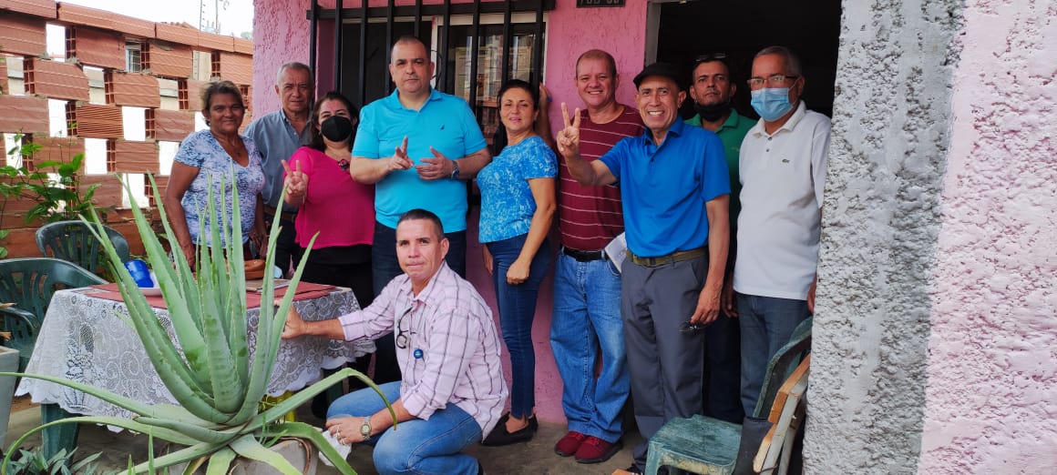 ModagoMolly's tweet photo. Hoy en la parroquia Raúl Leoni. Maracaibo.

#yoelijolnuevoliderazgo
@MariaCorinaYA
#liderazgo2022 
#vinculate https://t.co/aHPWZwyZ7B