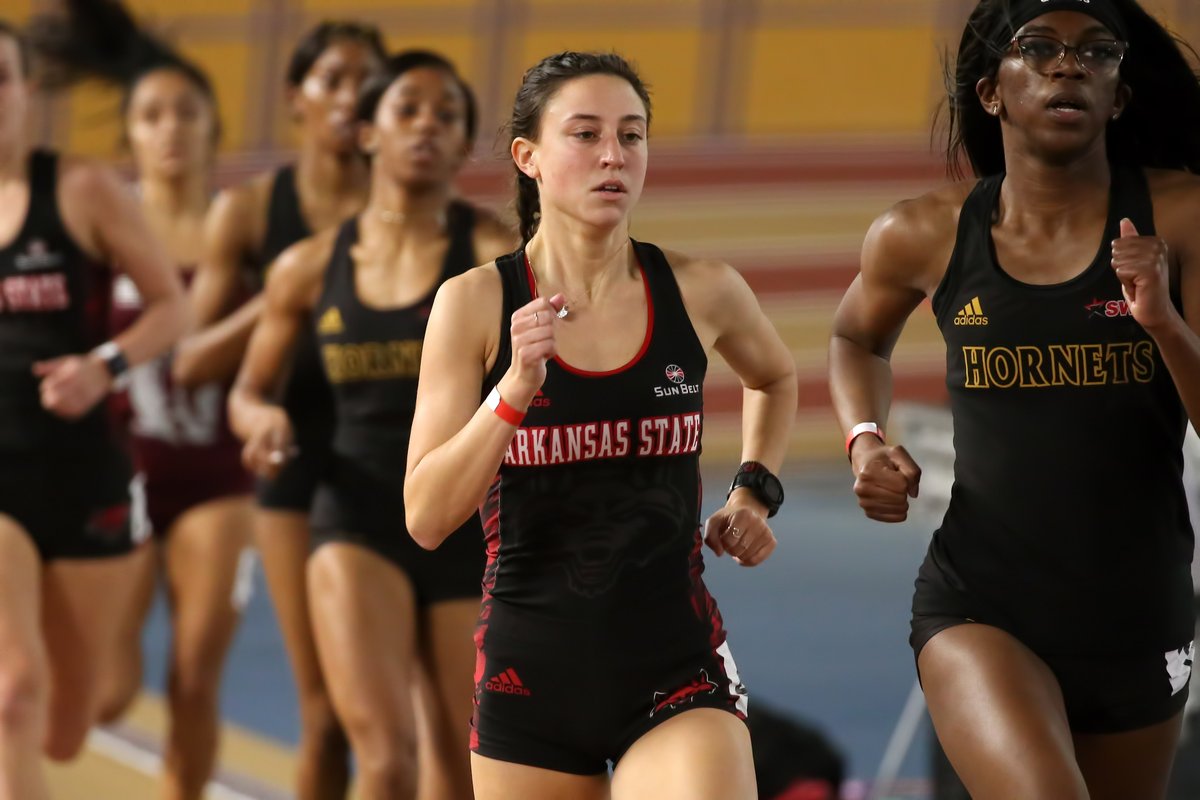 ASTATETRACK's tweet photo. Three moving on to the final in the women's mile!

3️⃣ @kaylawadeee, 4:59.60Q
7️⃣ @lizzie_b_martin, 4:59.84Q [SB]
9️⃣ McKenzie Cornell, 5:03.98q
1️⃣3️⃣ Marina McDonough, 5:19.29

📺 https://t.co/VzyMnjbVj9 
📊 https://t.co/MTTwAoYXdj

#WolvesUp🐺 https://t.co/xzuJiMZDQr