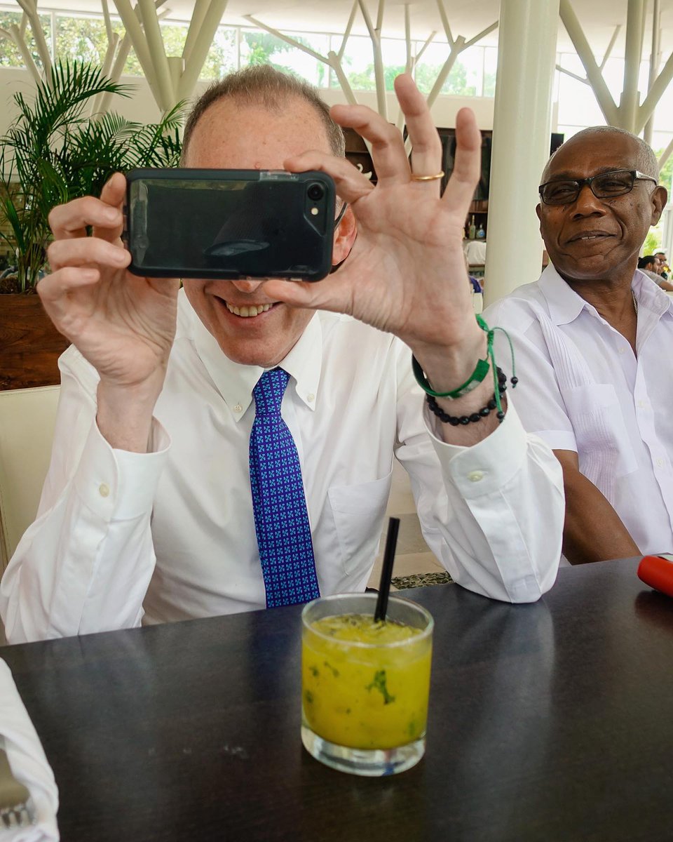 R_jiha's tweet photo. Remembering Dr. Paul E. Farmer, 1959-2022. partnersinhealth zanmilasante 
____

“The idea that some lives matter less is the root of all that is wrong with the world.” ― Paul Farmer
____

Haiti. 2018. https://t.co/VifjWINRrx